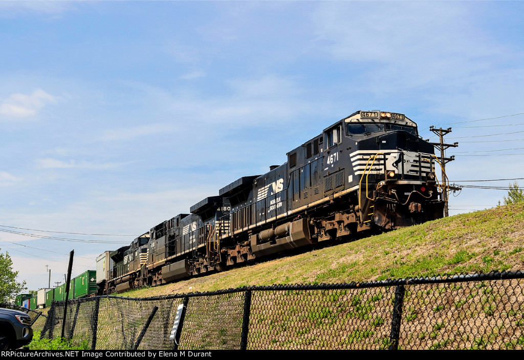 NS 4671 on 24X